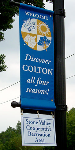 BS165 Four Seasons Welcome - Pole Banner