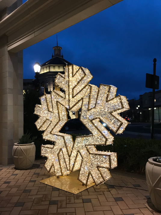 4' Majestic Snowflake Light Display